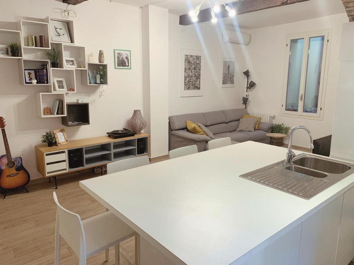 Premium Apartment In The City Center - Via Orfeo 12 Болонья Екстер'єр фото